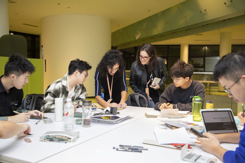 Joint School students attending a class of "basic design sketch" held by Polimi professors at the Milan Building